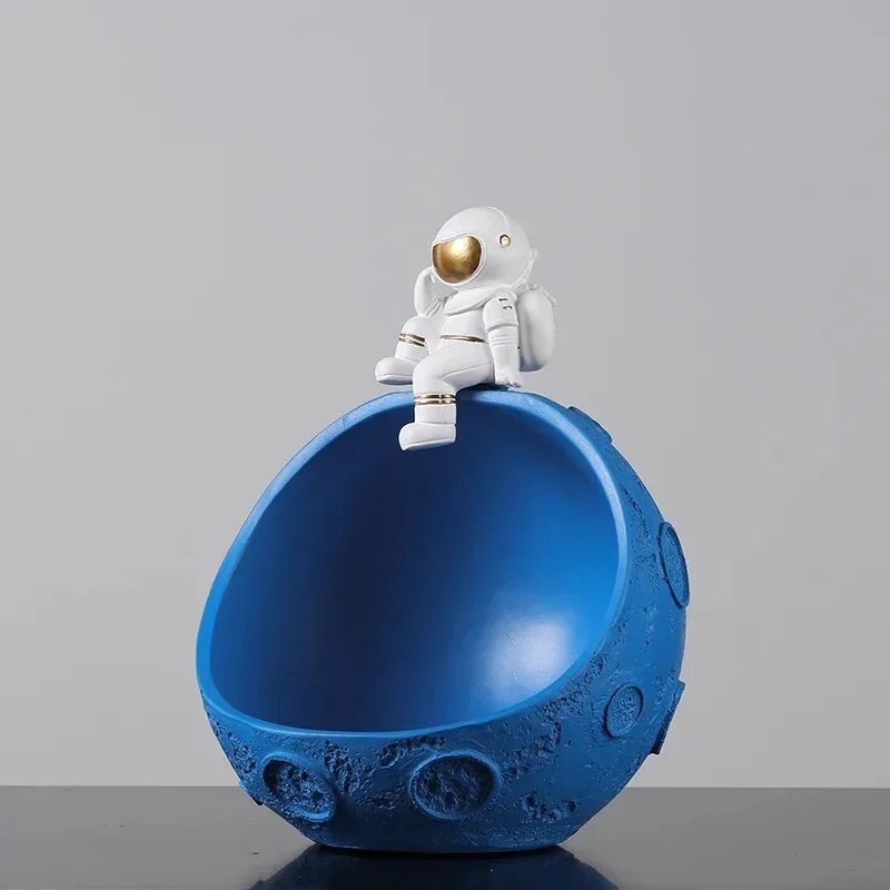 

Nordic porch astronaut storage ornaments storage key plate fruit tray storage box creative home accessories astronaut