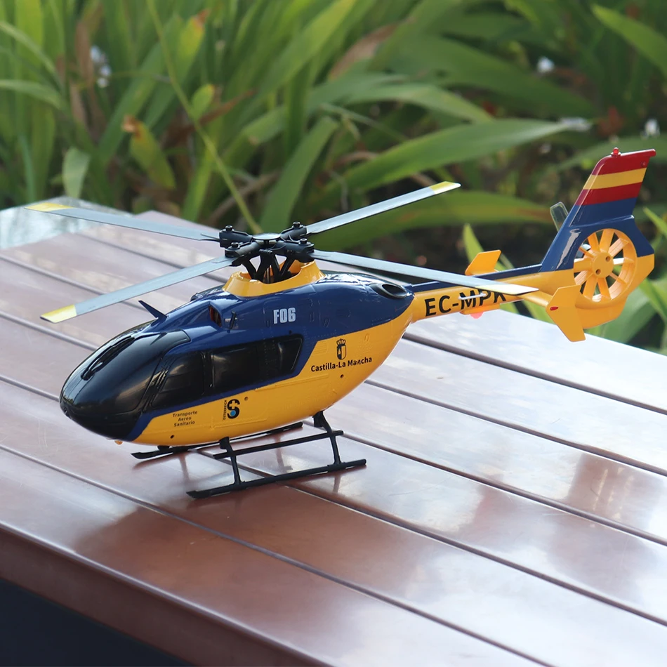 Avion télécommandé - Eurocopter EC135 Jaune