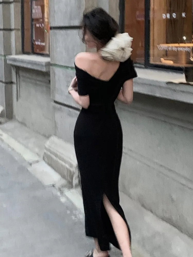 green emerald velvet dress CUPSHE Women's Long Dresses Summer Sleeveless Beach Casual Side Slit  Spaghetti Straps Vacation Graduation Midi Dress Midnight Blue, XS at Amazon  Women's Clothing store main image 1