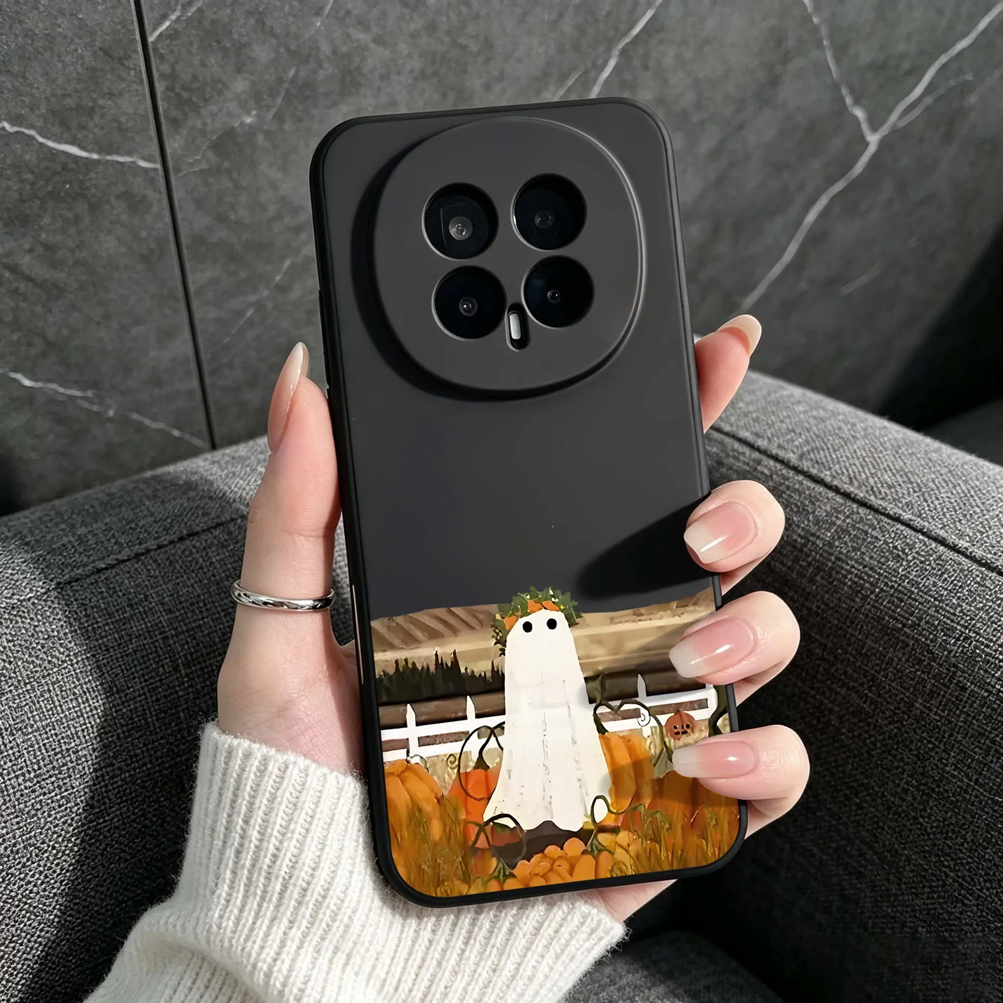 Spooky Halloween Ghost Cartoon Phone Case - Black