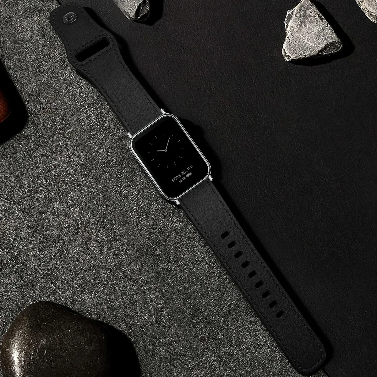 Premium Leather Strap Wristband for Smartwatches - Elegant Accessory Bracelet