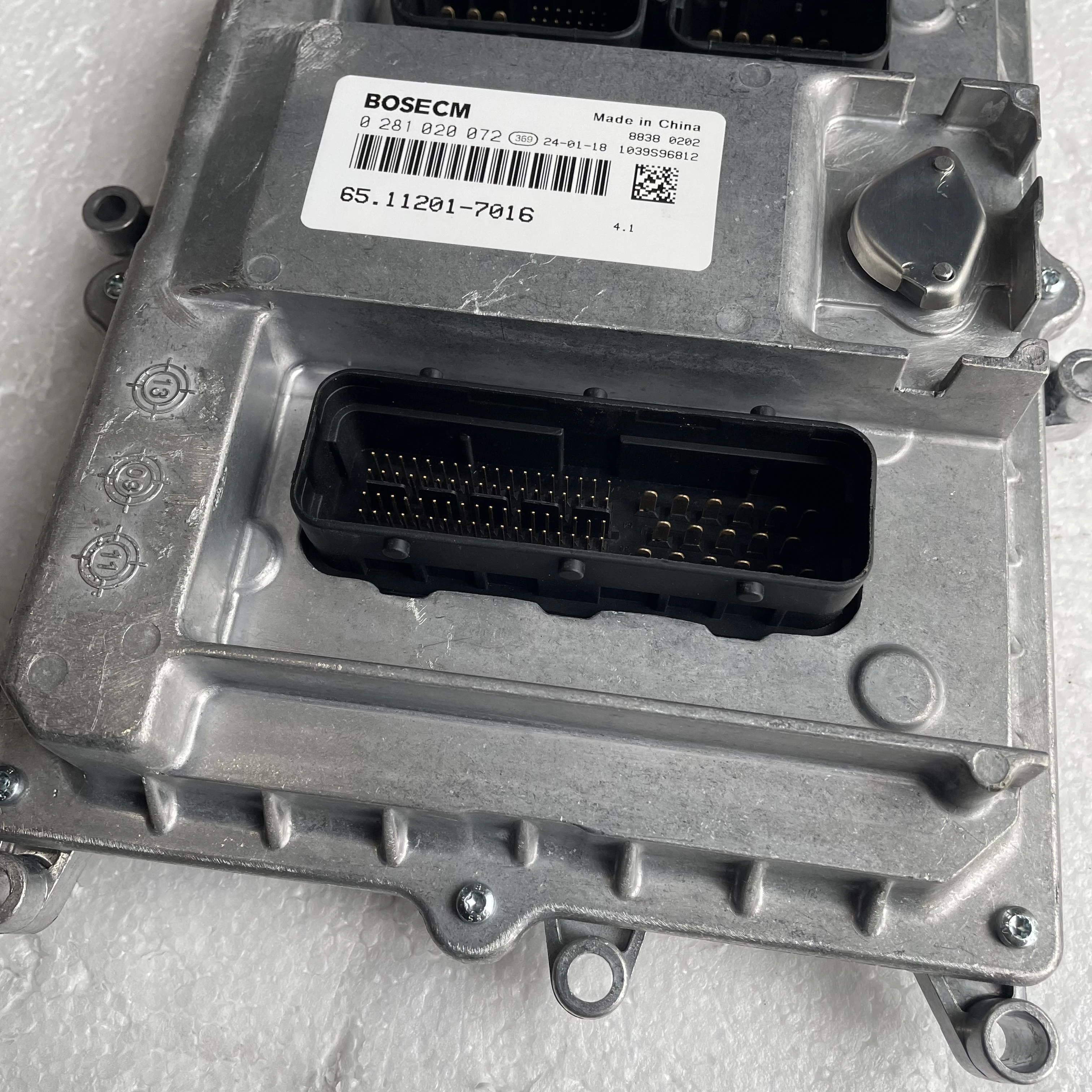 High quality 0281020072 excavator original engine computer board ECU electronic control unit suitable for DX300 DX340