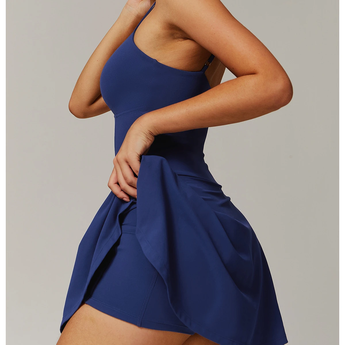 Tennis Dress with Shorts Underneath Pockets Strap Dress Sporting Tennis Outfit Women Gold Wear Sport Dresses Badminton Clothing