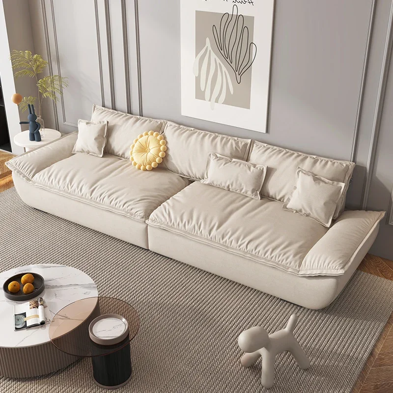 

Новый тканевый диван для гостиной на 4 персоны в кремовом стиле простой и современный.