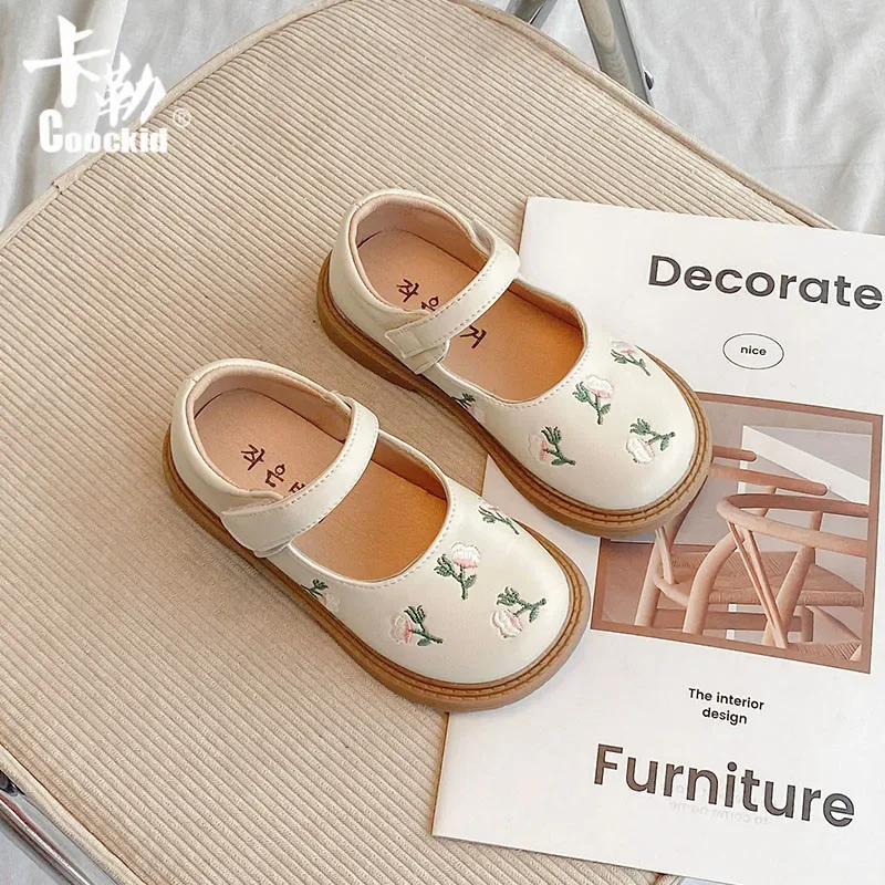 Girls Oxfords 2024 Spring Autumn Kids Soft PU Leather Shoes For Girl Small Cute Flower Children Princess Shoes Mary Jane Flats 2