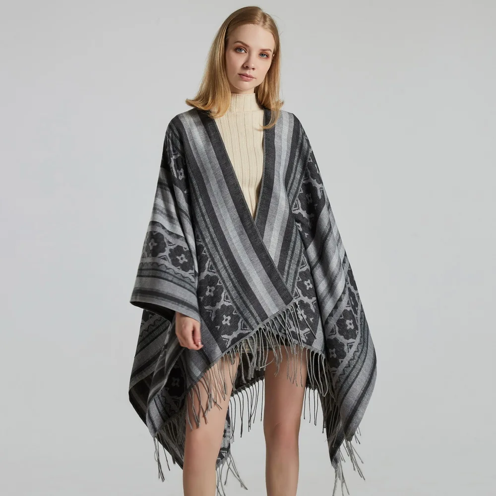 Autumn Winter Women's Jacquard Shawl European American Street Fashion Fork Thickened Cloak For Warmth Ponchos Capes