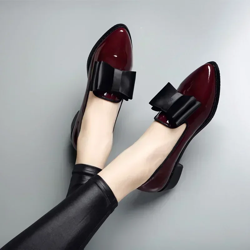 Women Shoes Women Flats Women's Loafers Bow Decor Pointed Toe Flat Shoes Patent Leather Shallow Mouth Commuter Daily Casual Shoes