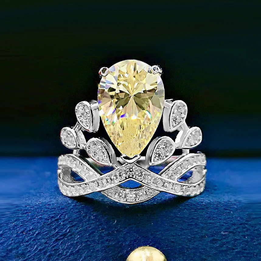 

S925 Silver Pear shaped Water Drop Personalized Yellow Diamond Crown 8 * 12 Diamond Ring Wholesale for Women's Fashion Alien Dia