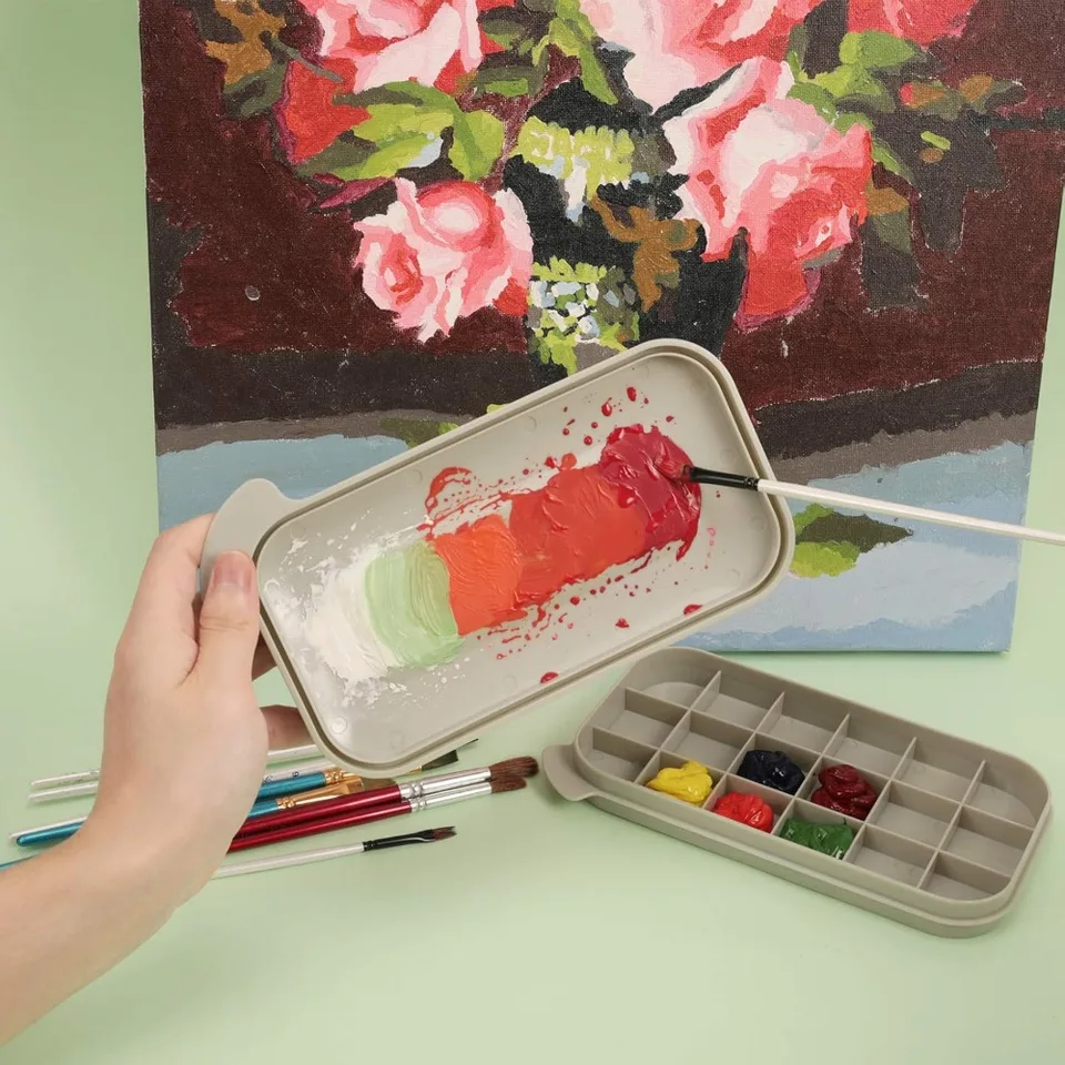 Premium Paint Brush Cleaner and Holder with Palette