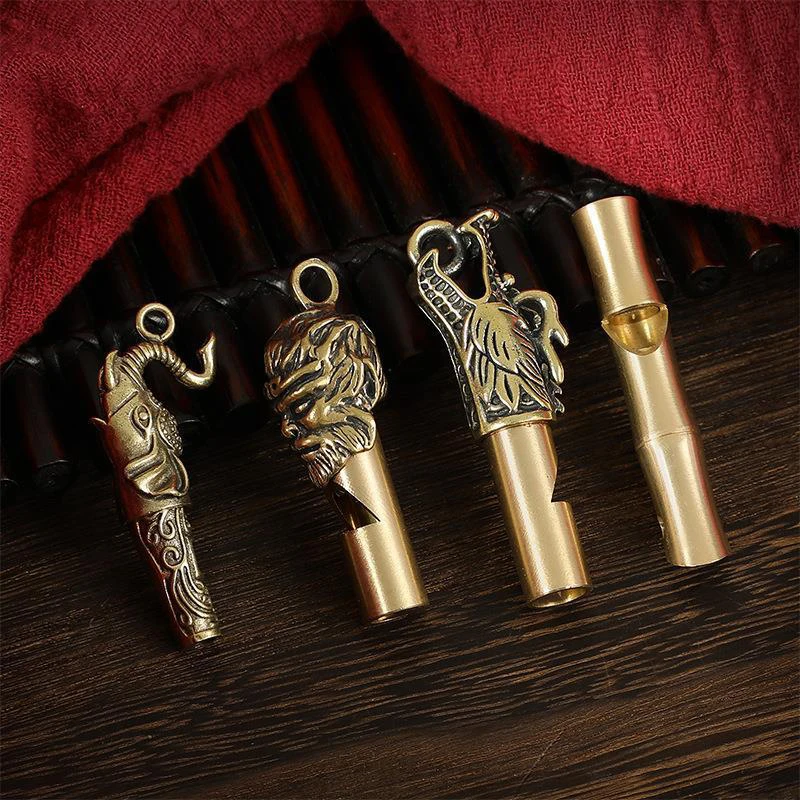 

Brass Keychain Pure Copper Handmade Retro Personality Whistle Pendant Children's Outdoor Survival Training Camp Whistle