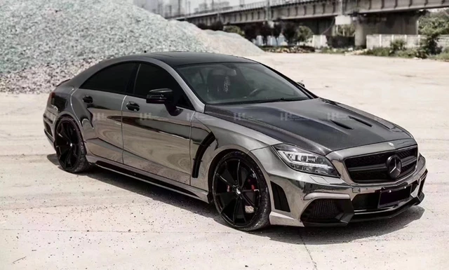 Folien Box - CLS 63 AMG Lack: Schwarz Metallic Folie