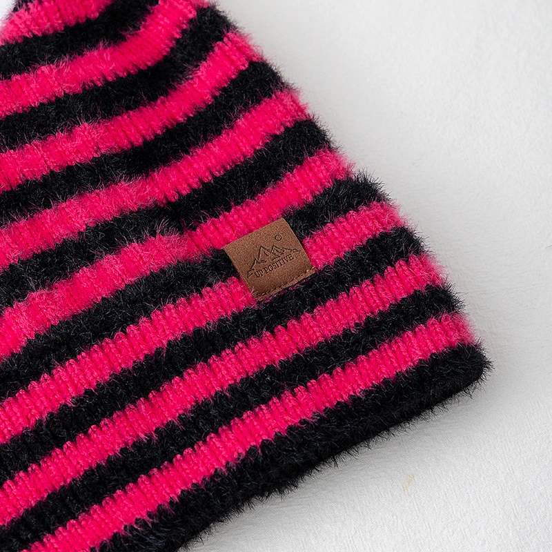 Hot Sale Women Y2K Beanie Hat Soft Warm Beanie With Cat Ear Stripes Design Fashion Outdoor Warm Hat Beanie Warm Cap For Girl