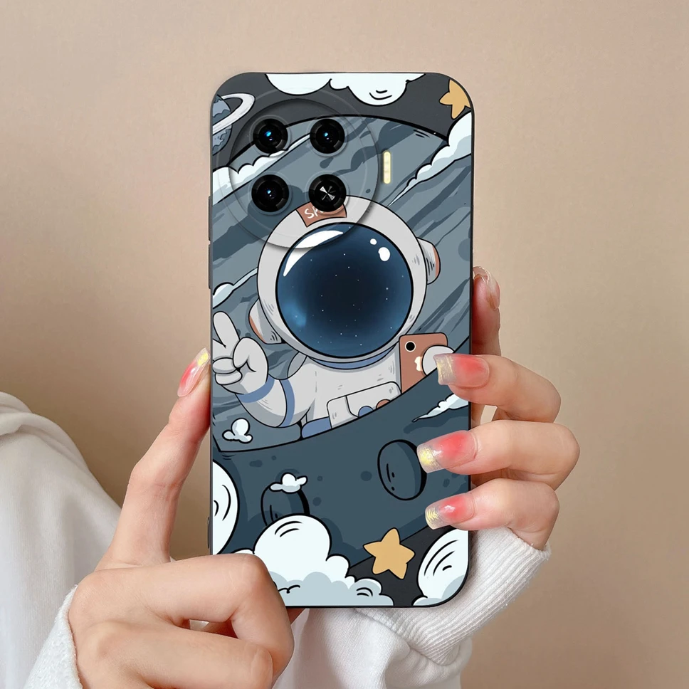 Cute Astronaut Soft Liquid Silicone Phone Case Cover