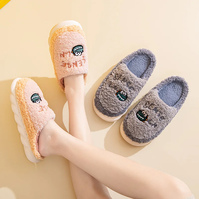2022 New Soft Sole Slippers Couples Indoor Floor Flat Shoes Autumn Winter Warm Home Cotton Warm Plush Bedroom Slides Platform