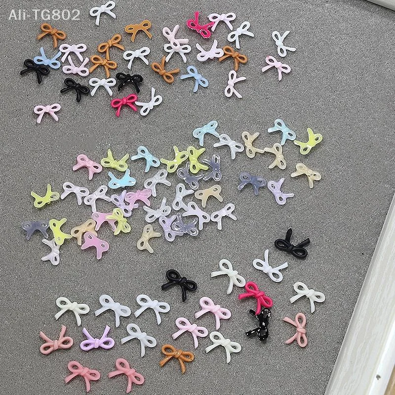 50개 믹스 미니 보우 네일 참 장식품 화려한 3D 레진 리본 네일 아트 데코레이션 수공예 액세서리 DIY 매니큐어 살롱용