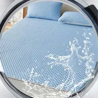 Matelas rafraîchissant respirant, confortable, lavable, tapis de lit en soie glacée, doux pour la peau, tapis de couchage d'été pour la maison 6