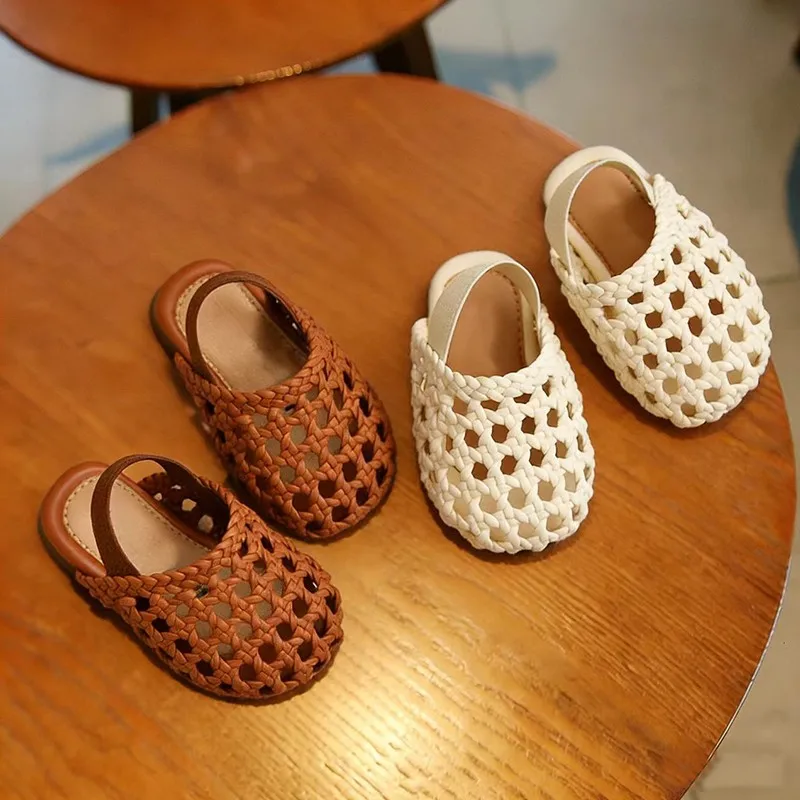Kids'Casual 신발 샌들 그리드 PU 가죽 플랫 여름 신발 소녀용 미끄럼 방지 부드러운 바닥 베이지 카키 신발 사이즈 15-25