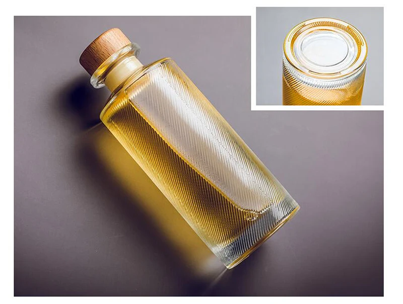 Ensemble de carafe à whisky pour homme, 708,7 g avec 2 verres en cristal, sans plomb, pour whisky et bourbon, cadeau pour homme, papa, petit ami, anniversaire, pendaison de crémaillère, Noël Ensemble de carafe à whisky pour homme, 708,7 g avec 2 verres en cristal, sans plomb, pour whisky et bourbon, cadeau pour homme, papa, petit ami, anniversaire, pendaison de crémaillère, Noël