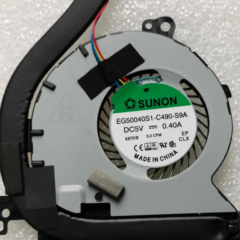 Ventola del dissipatore di calore del computer portatile per DELL Latude E7250 P22S EG50040S1-C490-S9A 0J3M4Y J3M4Y 7 Ventola del dissipatore di calore del computer portatile per DELL Latude E7250 P22S EG50040S1-C490-S9A 0J3M4Y J3M4Y 7