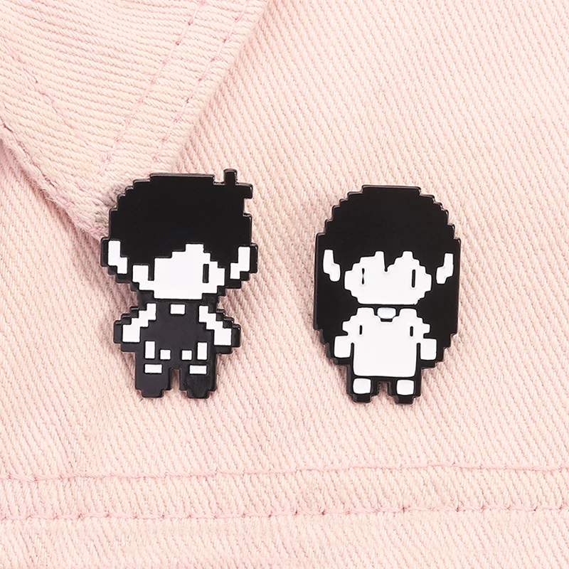 RPG Spiel Omori Pixel Figur Emaille Pin Anime Cosplay Omori Aubrey Kel Hero Sunny Metall Broschen Revers Abzeichen Lustige Schmuck Geschenke – Detail 2