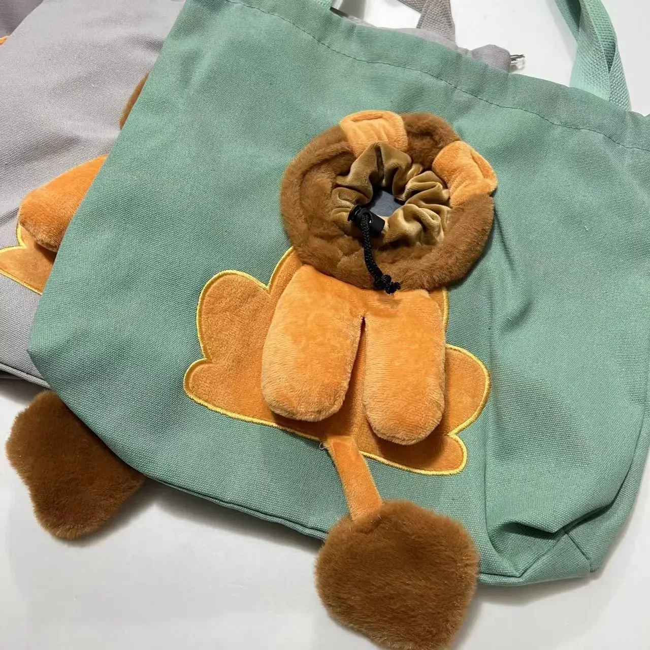 Cat Carrier Bag Canvas Portable Bees Shoulder Carrier For Dogs Backpack Out Travel Backpack Outdoor Dog Lion Bag