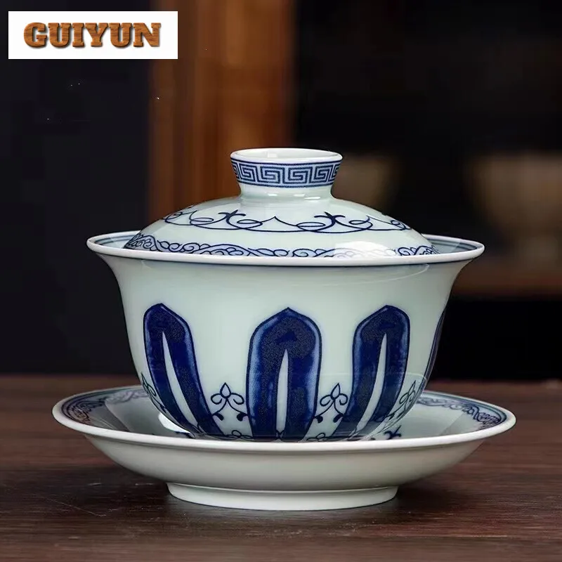 200ml Blue and White Porcelain Single Tea Making Bowl, Sancai Gaiwan Ceramic Glazed Red Lid Bowl Household Kung Fu Teaset Gifts