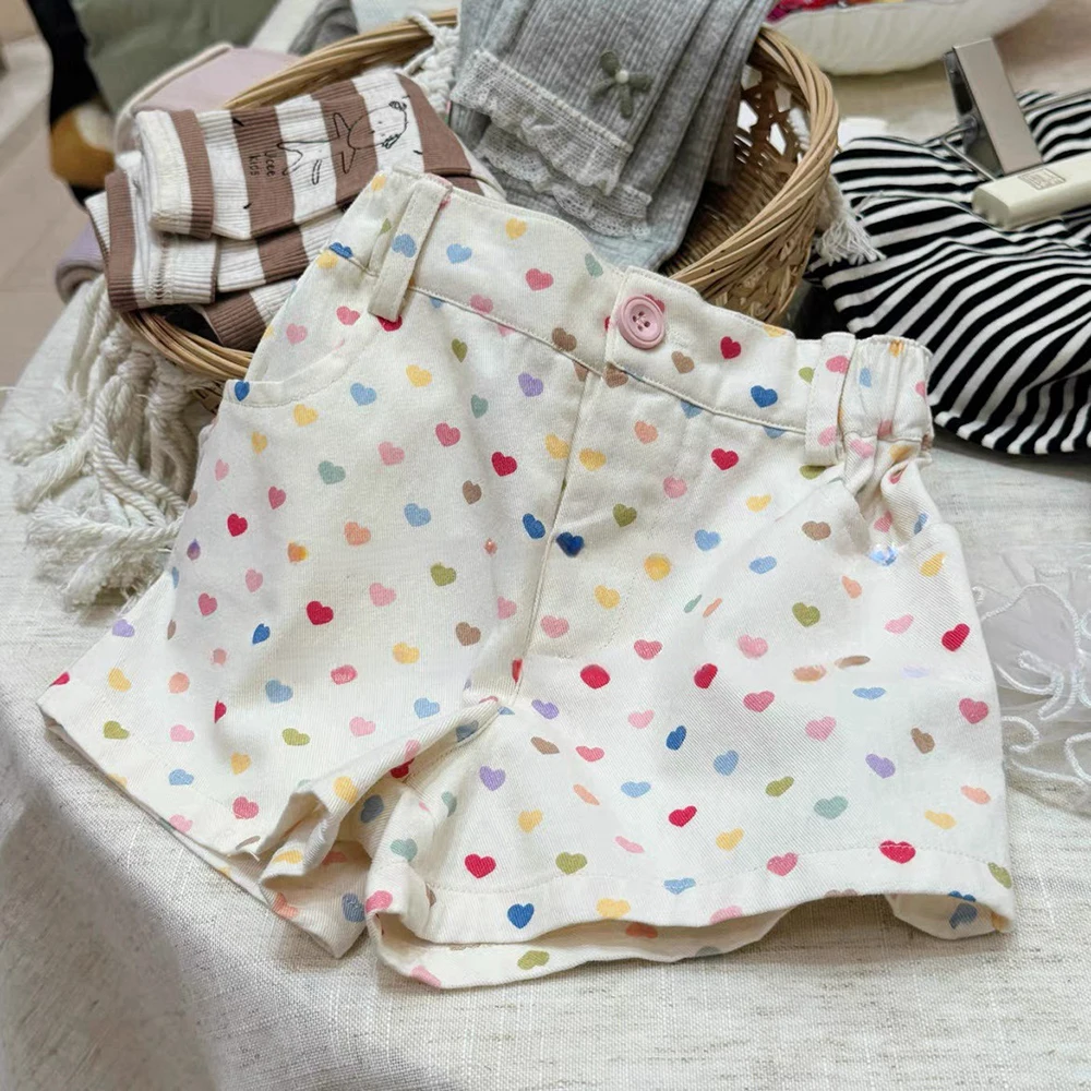 

1-6Years Old Kids Girls Heart Print Shorts 2024 New Summer Casual Loose Cartoon Floral Shorts Korean Style Children Hot Pants