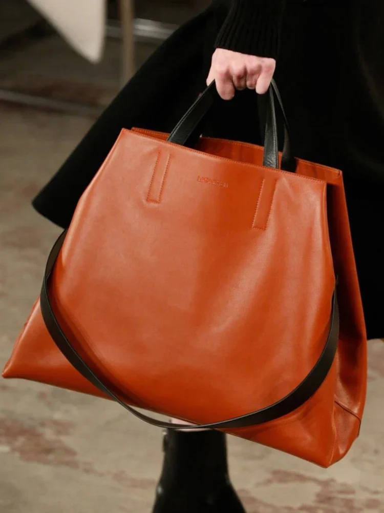 

2024 New Fashion Genuine Leather Women's handbags Large Capacity 14-15.6 inch laptop bag Ladies commuter Bucket Tote Bags Soft