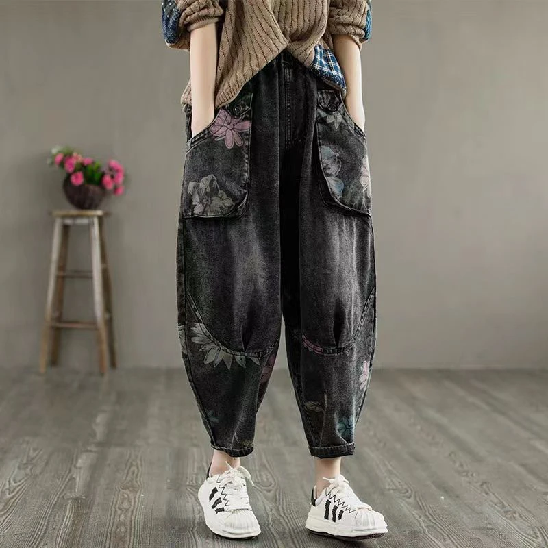 

New Arrival 2023 Spring Women Elastic Waist Casual Cotton Denim Ankle-length Pants Big Pocket Vintage Print Loose Jeans