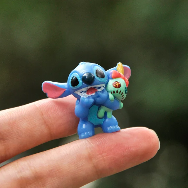 スティッチフィギュア　スクランプポンチョ enesco エンジェル&スティッチ フィギュア 高さ14.5cm