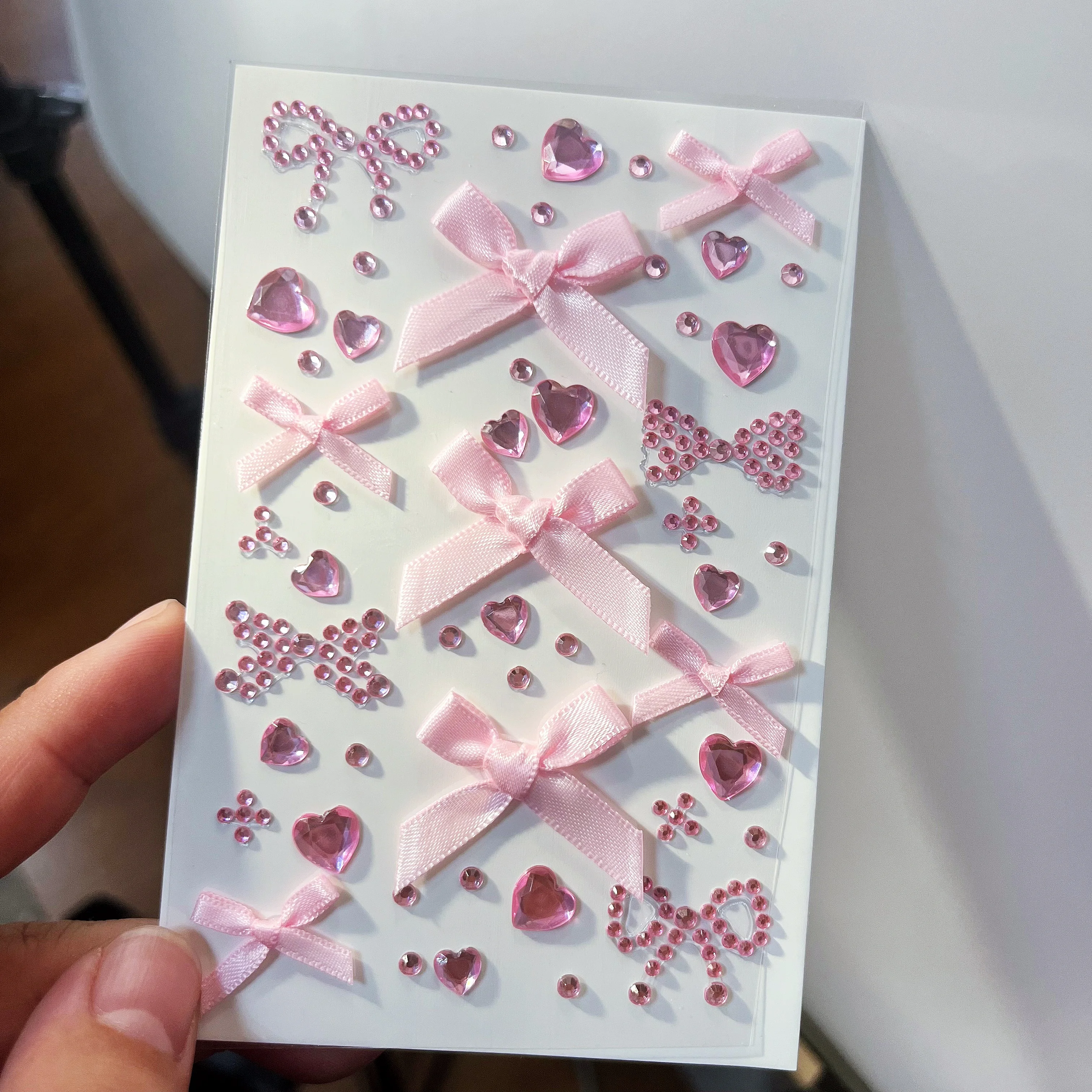 1 Stück rosa und rote Schleife glitzernde Stereo-Edelstein-Aufkleber Make-up Weihnachten Urlaub Party Y2K Musik Festival DIY Augen Gesicht Juwelen Aufkleber* – Detail 10