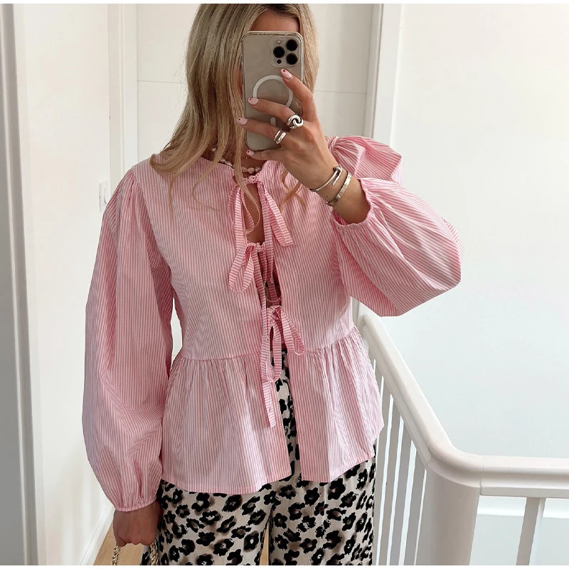 Elegante blouse zijaanzicht