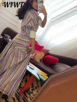 طقم نسائي بلوزة مقلّمة وتنورة طويلة بكسرات — صورة 6