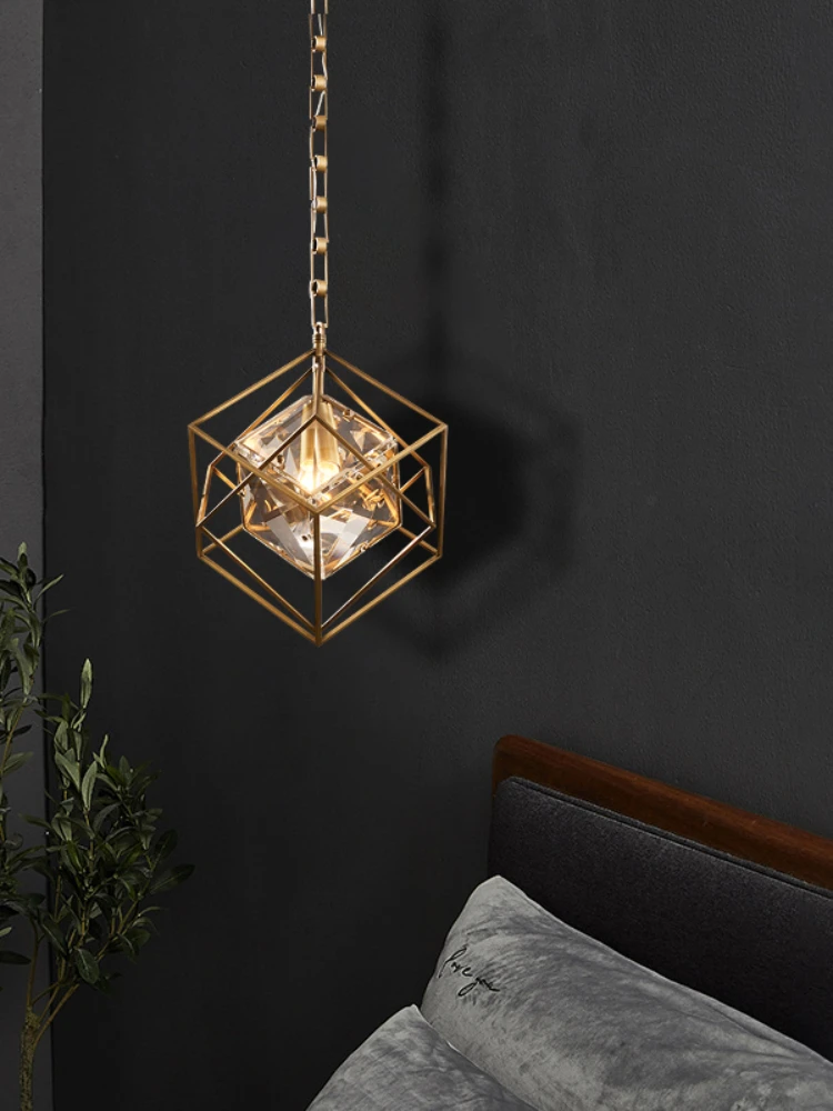 

Светильник роскошный медный маленький светильник, креативный дизайн для ресторана, бара, спальни, модель комнаты с кристаллами люстра-куб