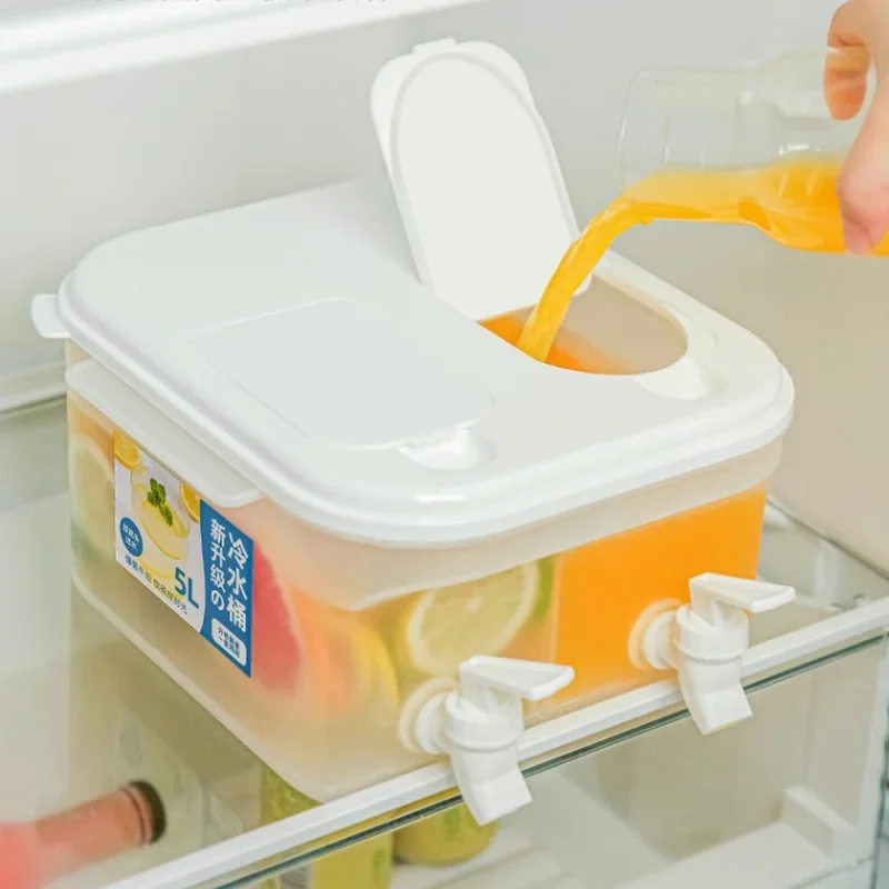 5L Plastic Filtering Faucet Water Kettle Practical High-capacity Fruit Tea Kettle Suitable Household Drink Water Water Bottle