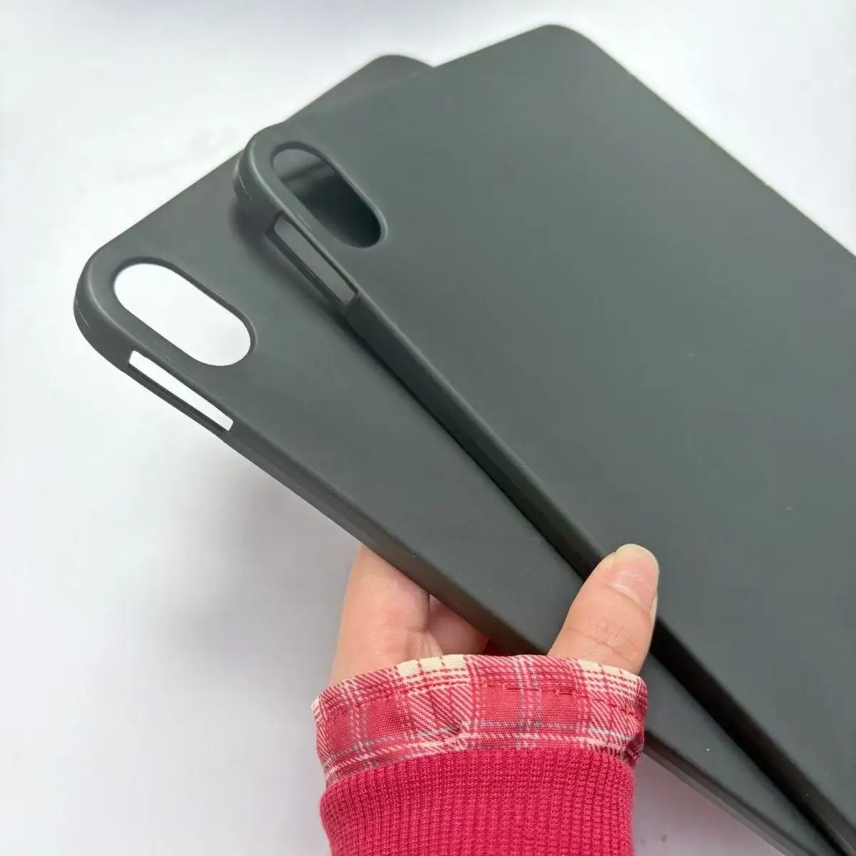 Sleek Lightweight Scratch-Resistant Tablet Case - Soft TPU Material, Durable Daily Protection, Minimalist Design