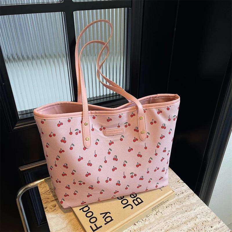 Women PU Fashion Shoulder Bag Large Capacity Simple Carrying Bag Zipper Closure Simple Tote Bag Soft Commuting Bag