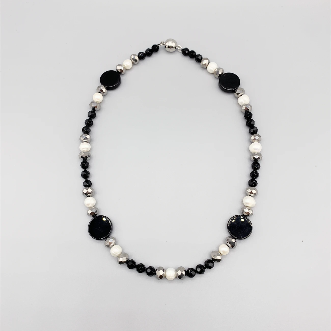 

FoLisaUnique 6mm 16mm Coin Shape Black Onyx Necklace For Women 7-8mm White Freshwater Pearls Casual Trendy Choker