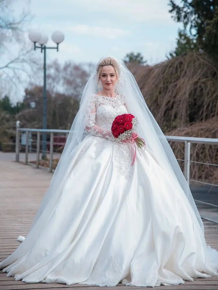 Princess Wedding Dress O-Neck Long Sleeves Lace Appliques A-Line Floor Length Bridal Gown Vestidos De Novia
