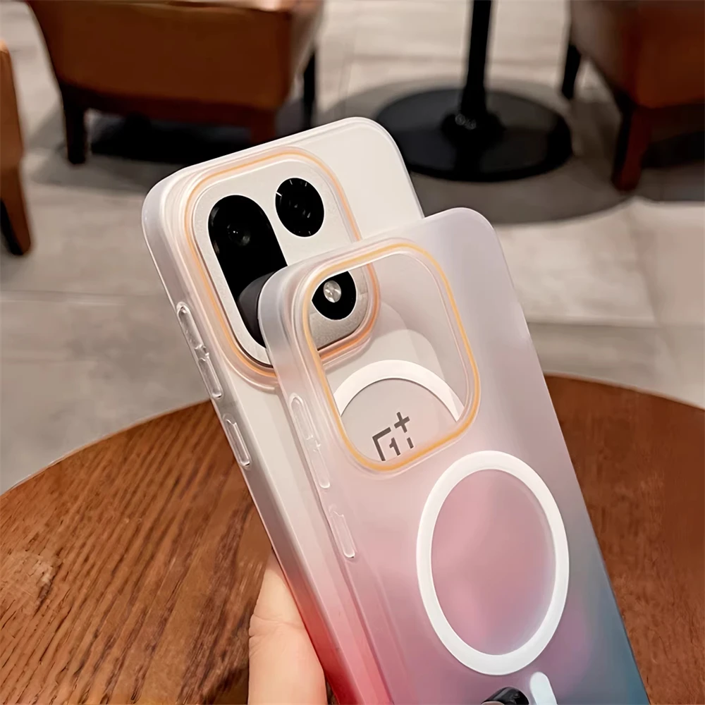 Ultra Thin Gradient Color Frosted Magnetic Wireless Charging Case - Hard PC Cover