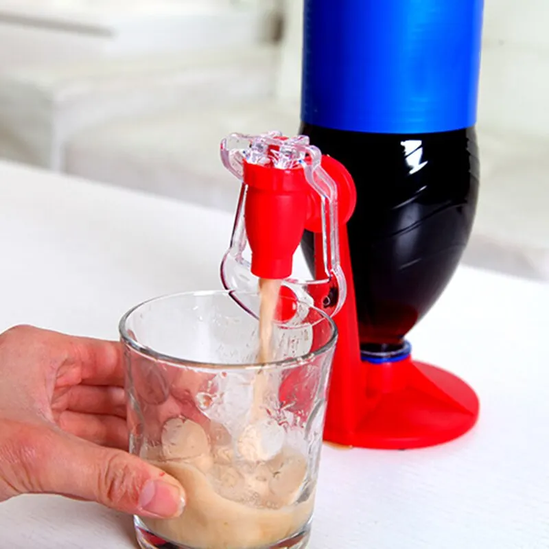 Creative Manual Pressurized Carbonated Beverage Drinker Portable Soda Water