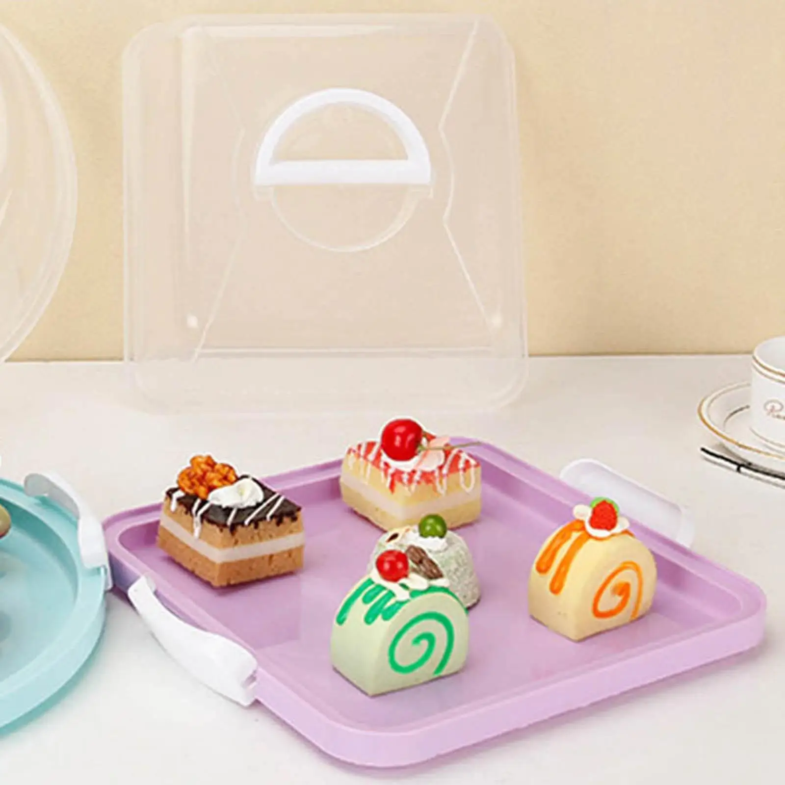 https://ae01.alicdn.com/kf/S25e691ce530b4fd684f1d229861c4dd0r/Cake-Stand-with-Lid-Cover-Handle-Non-Slip-Base-Handheld-Cupcake-Carrier-Round-Square-Cake-Holder.jpg