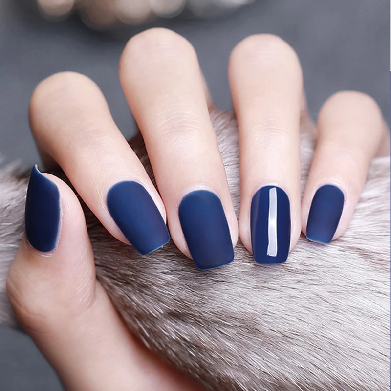 MANUCURIST Paris | Nail Polish GREEN Navy Blue