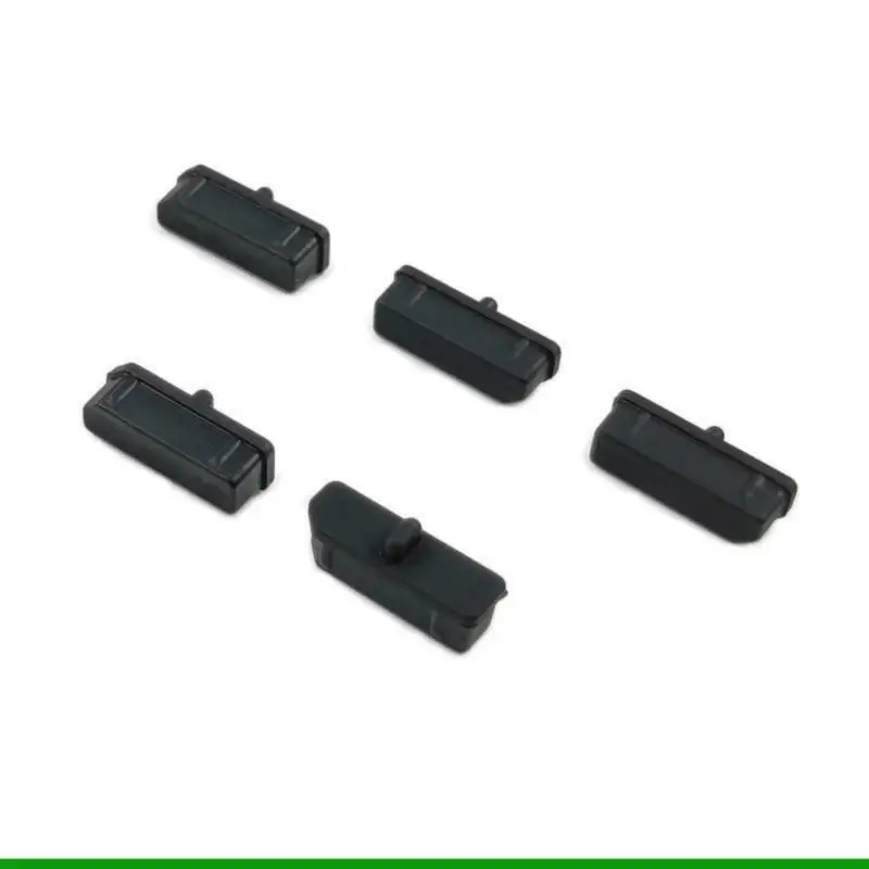 U55C Easy는 데스크탑 노트북 컴퓨터의 포트용 실리콘 더스트 캡을 설치합니다.