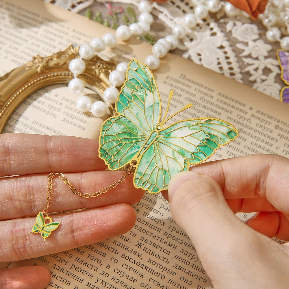 1 قطعة المرجعية المعدنية على شكل فراشة لطيف الملون...