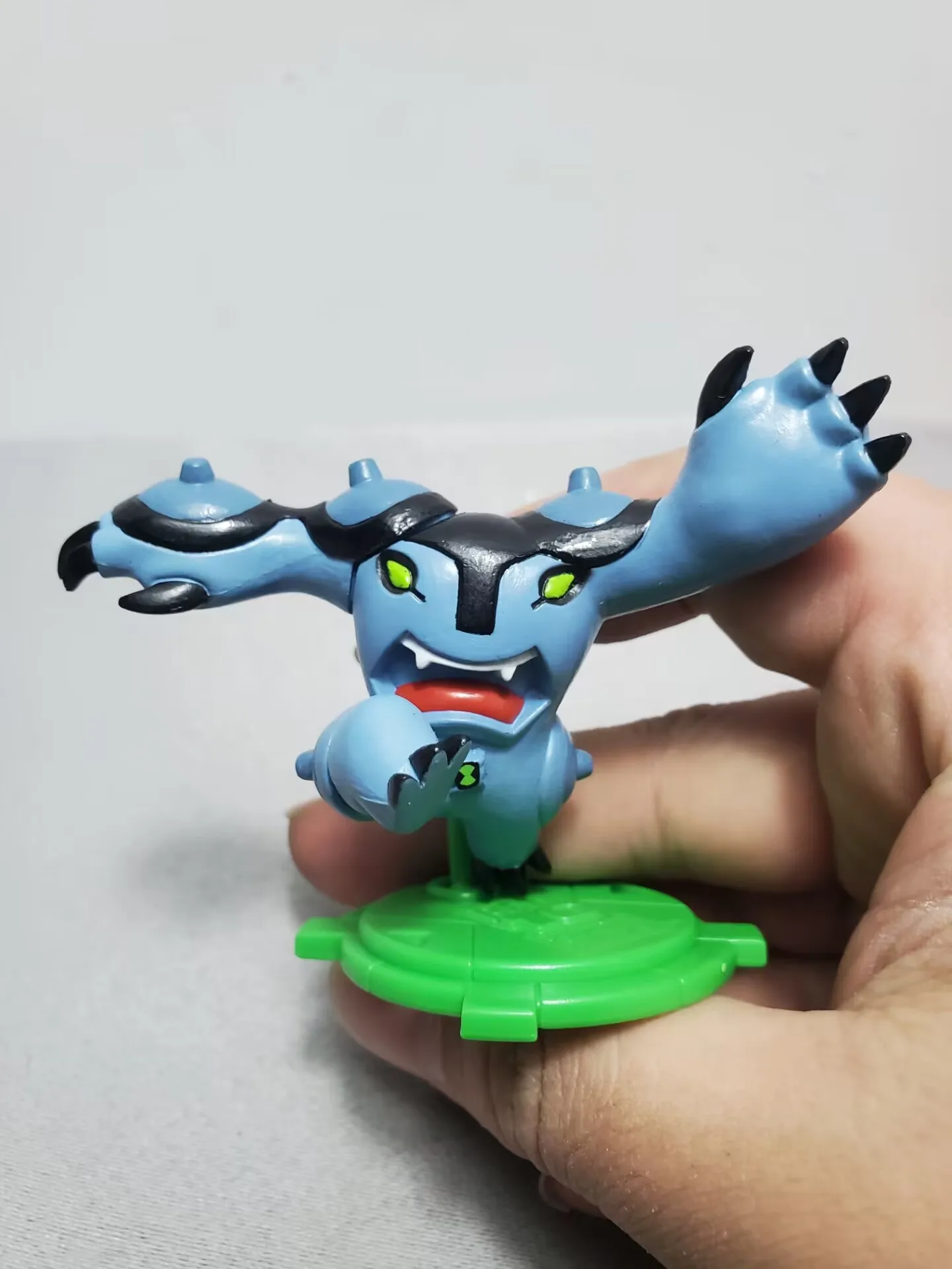 Genuine BEN10 Anime Figure Doll Ben Tennyson 10 Monster Figure