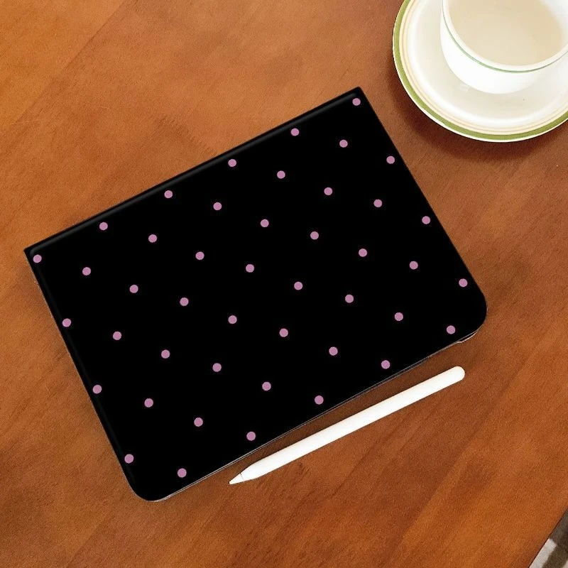 Polka Dot Protective Tablet Case - Stylish and Durable Cover