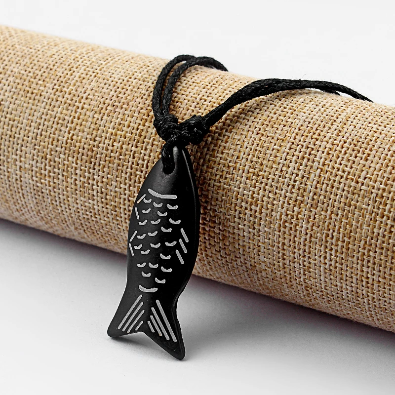 12pcs Ethnic Tribe Fish Pattern Shape Pendant Necklace Resin Charms Necklace Unisex Fashion Choker Jewelry Wholesale