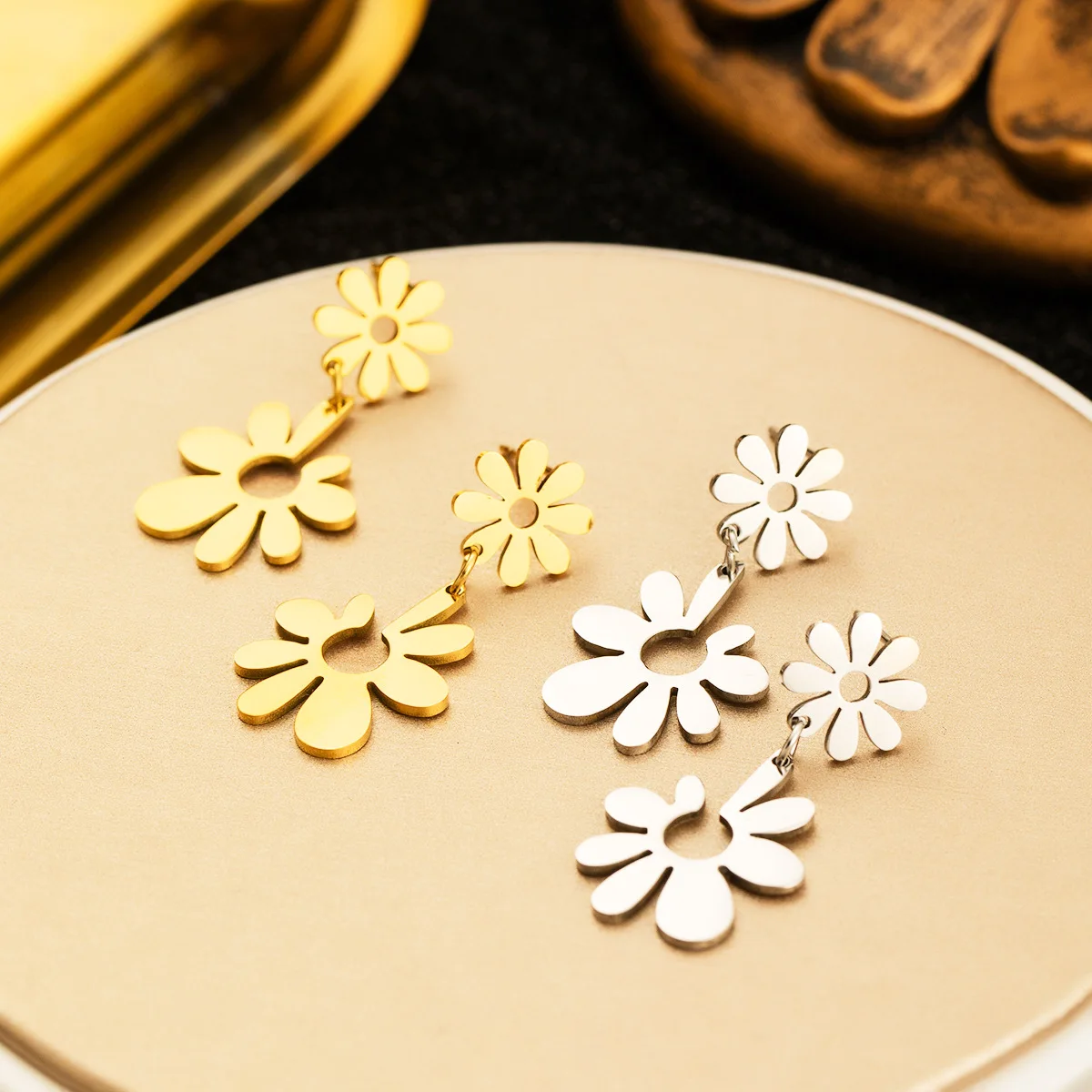 Stainless Steel Earrings Sweet Cute Cartoon Flowers Girls Pendants Charms Fashion Earrings For Women Jewelry Everyday Wear Gifts 1