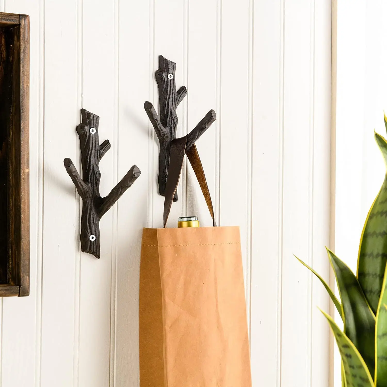 American retro tree branch decoration wall mounted coat and hat rack entrance wall decoration wall cast iron hook 3